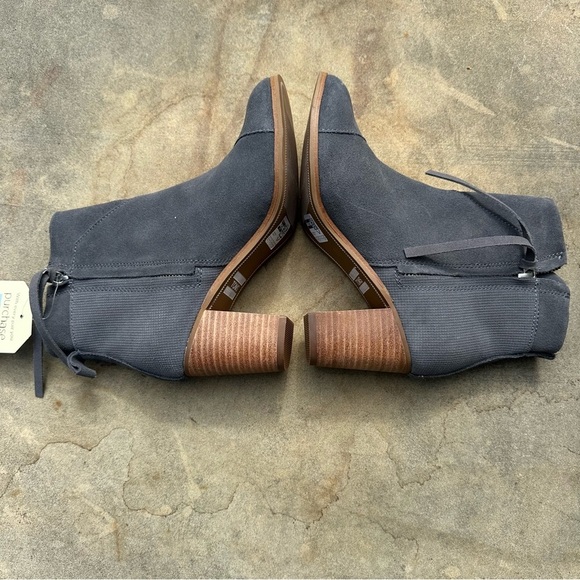 Toms Boots Women’s 6.5 Lunata Suede Leather Gray Heeled Booties NWT - Picture 7 of 9